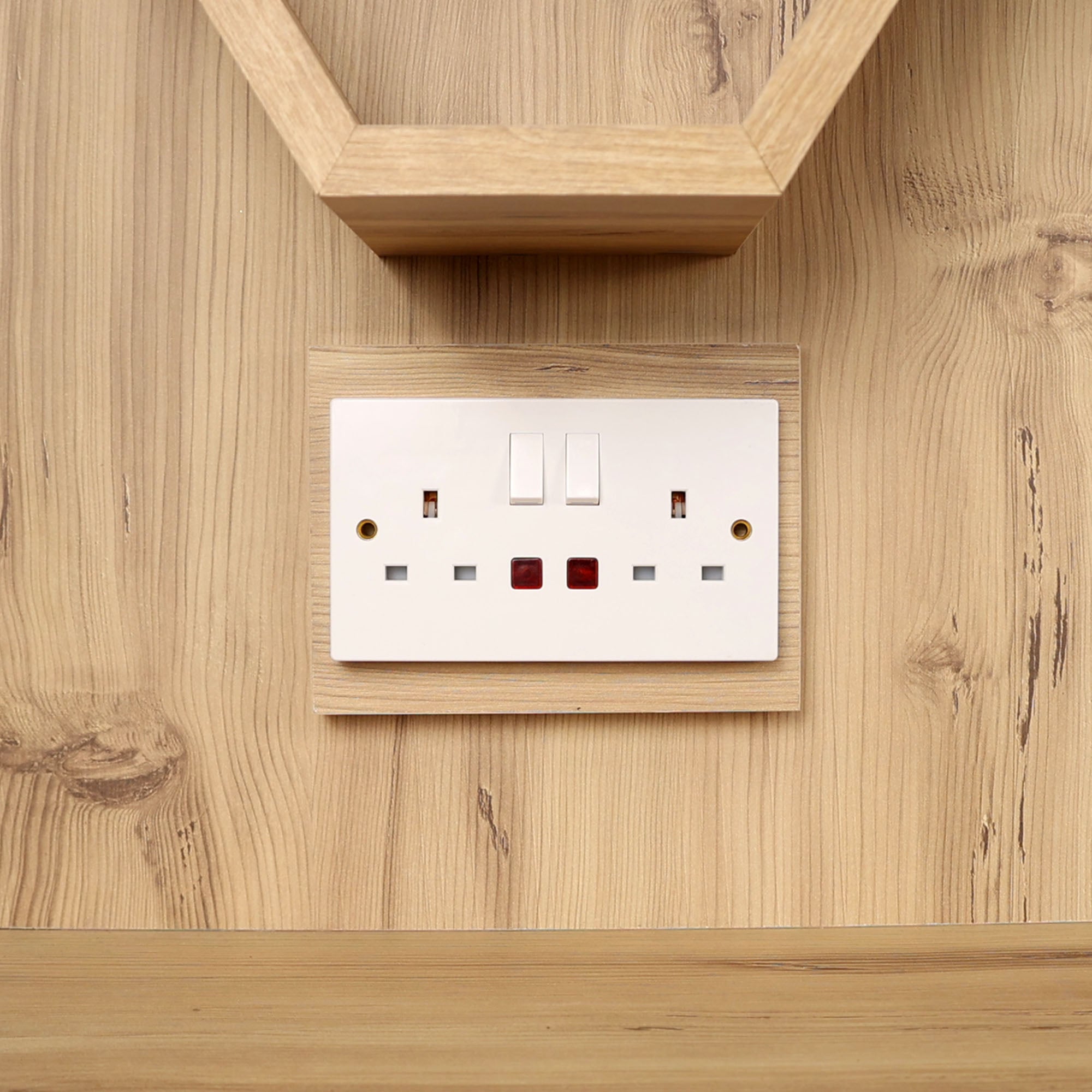 Barber Station Unit - Light Wood Station With Hexagonal LED Mirror & Gold Trim