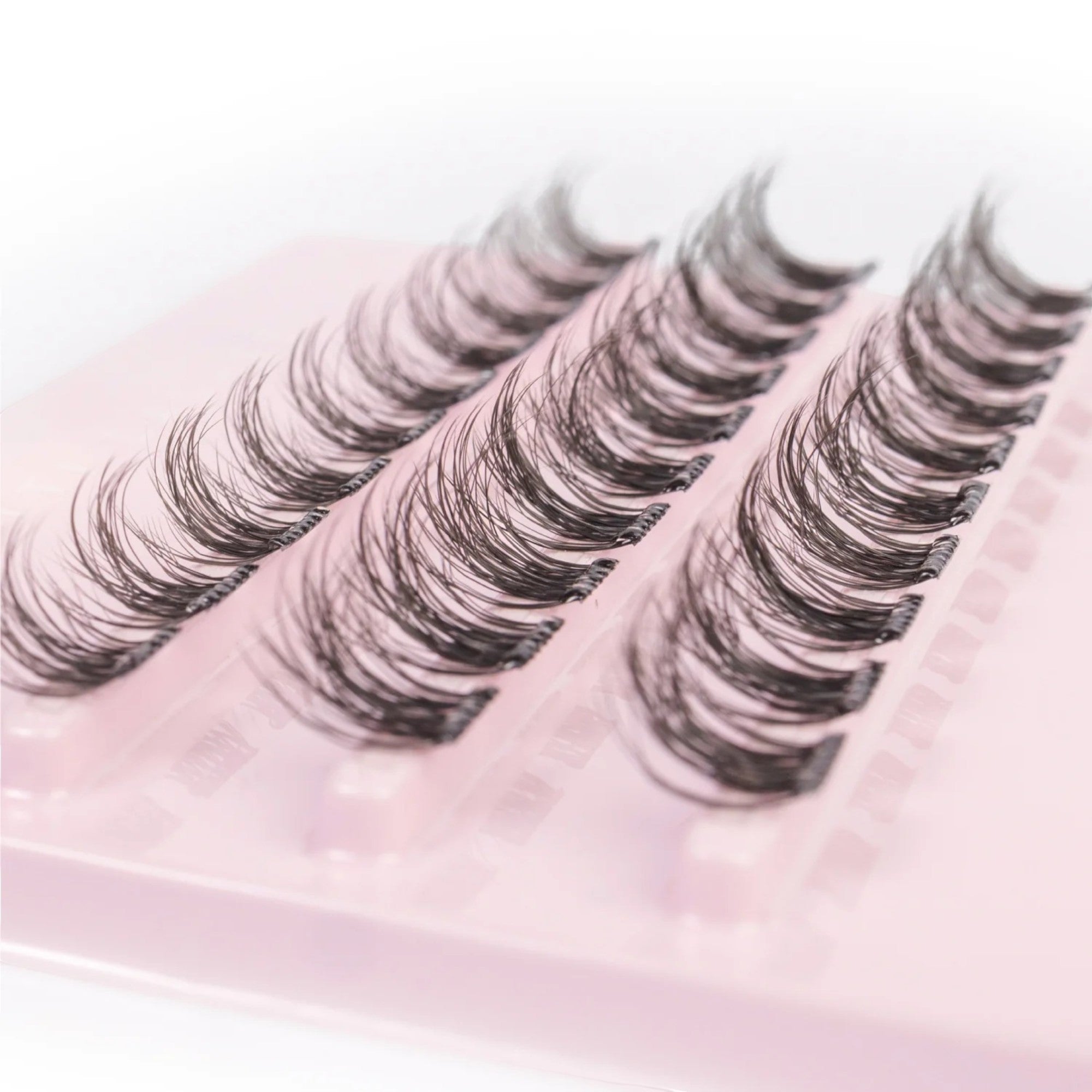 Tatti Lashes - 1-Step Press Pre-Glued Individual Cluster Lashes Wispy Volume