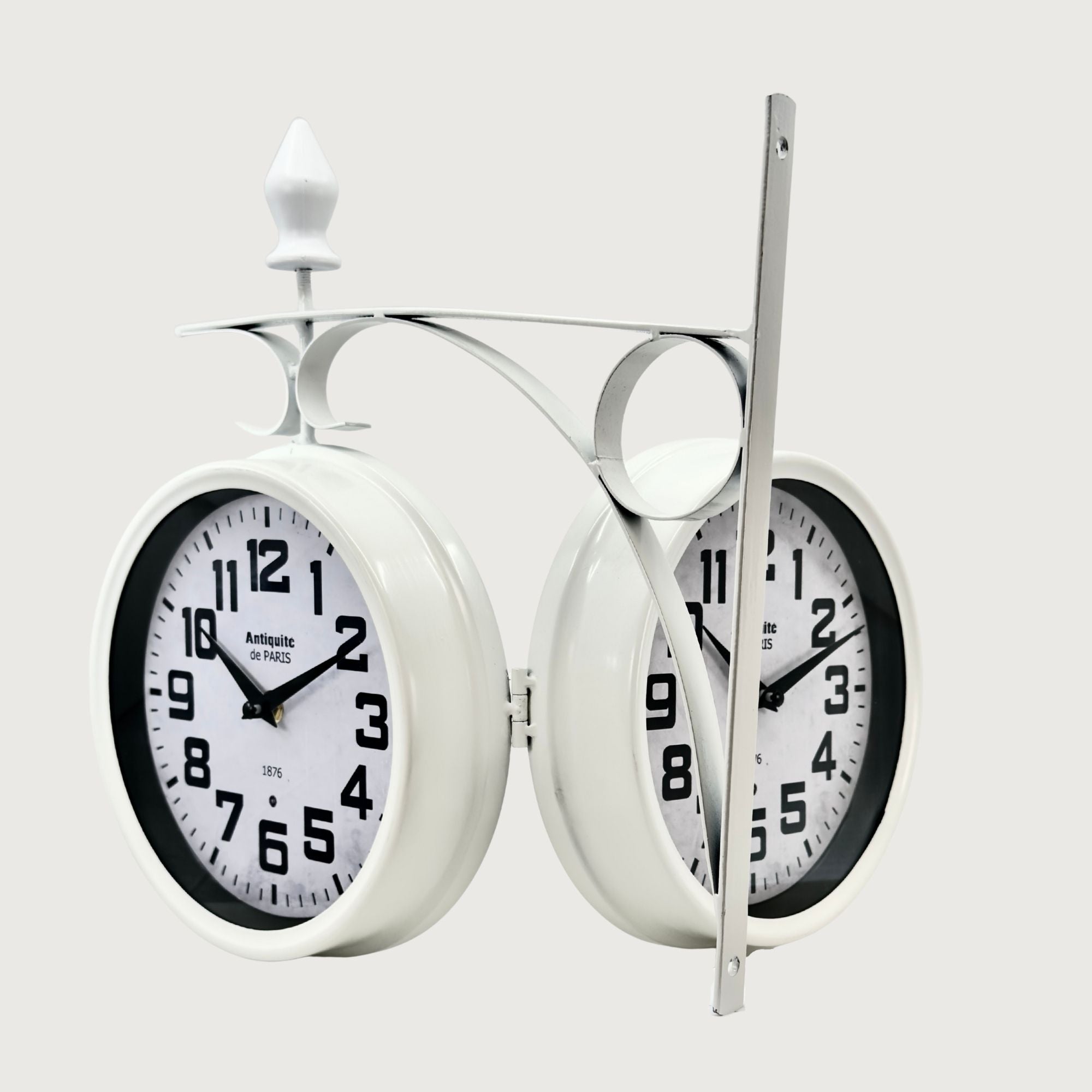 Eson - Double-Sided Station Clock