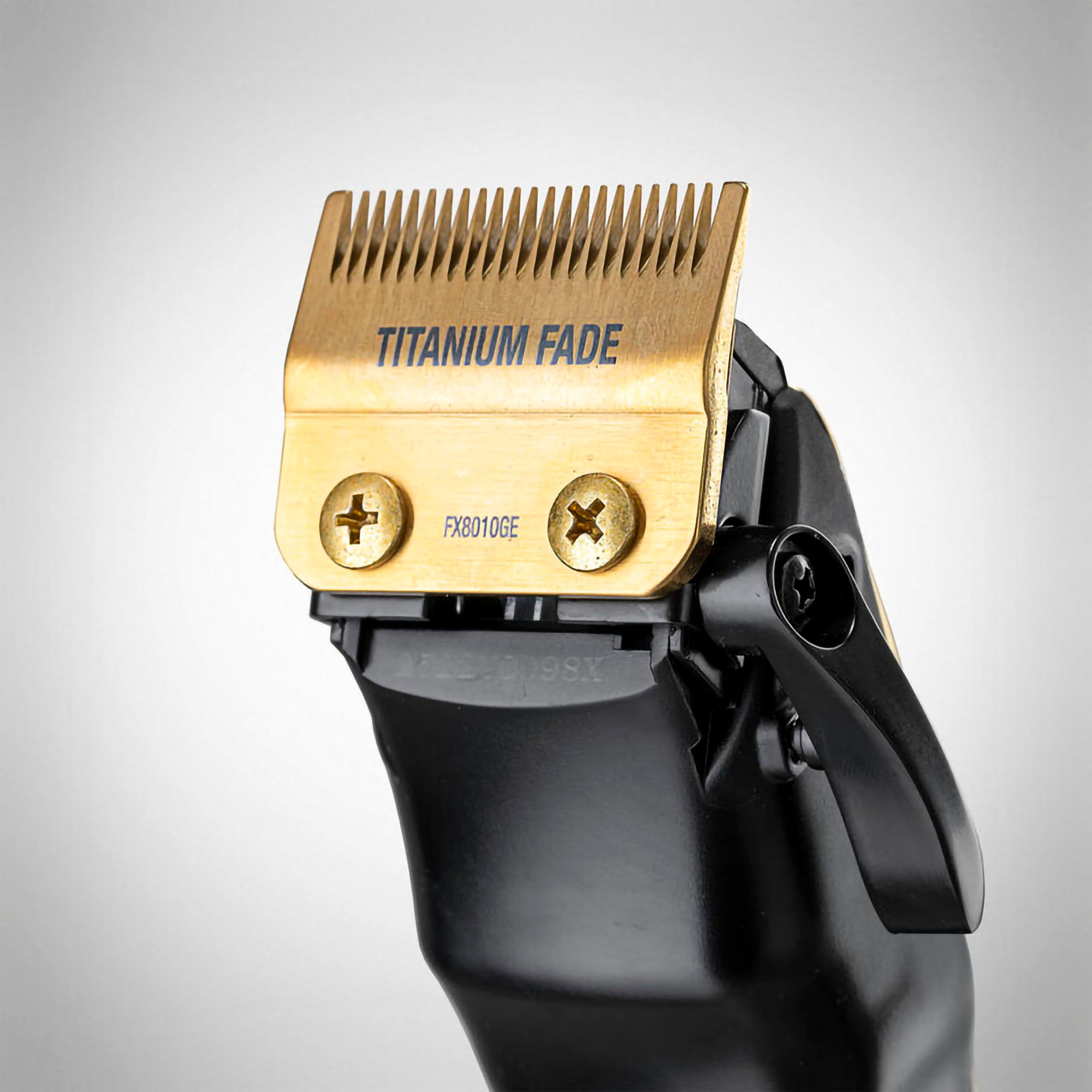 Babyliss Pro - Lo-Pro FX Cordless Clipper Gold