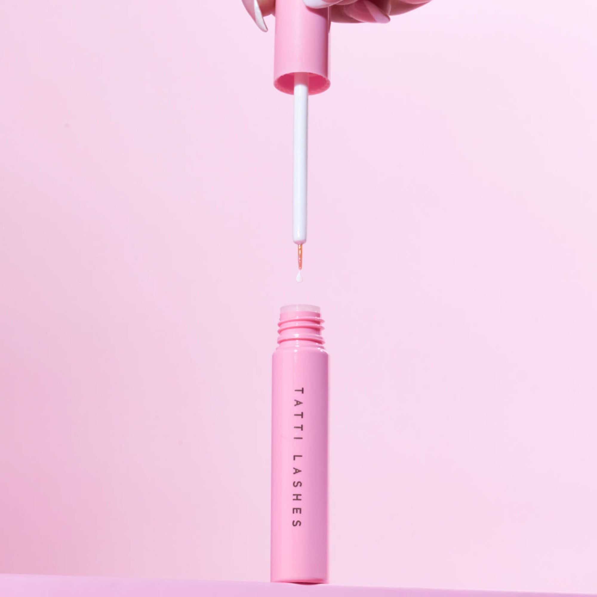 Tatti Lashes - Lash Adhesive Brush On 8ml