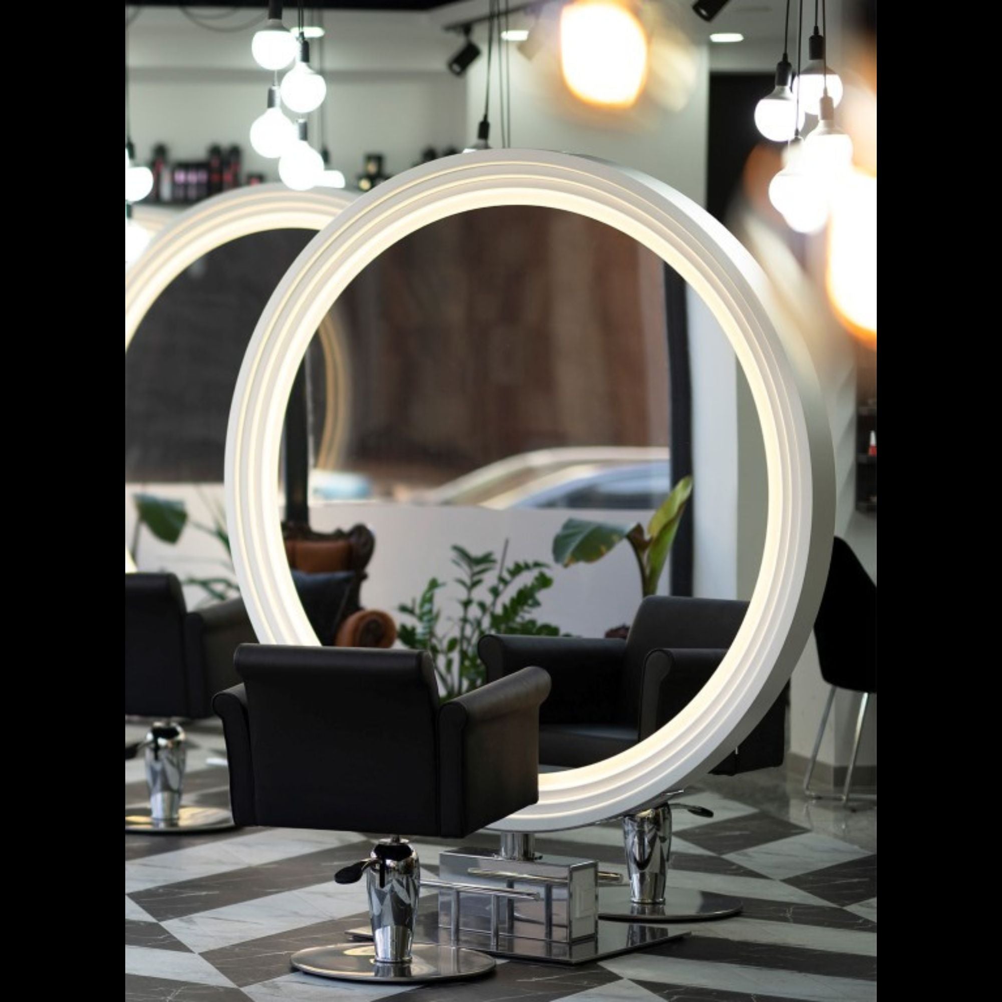 Alpeda - Round Massive Island Styling Station
